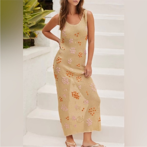 New spring/summer 23 collection Tach gold mesh, crochet dress - Picture 1 of 4